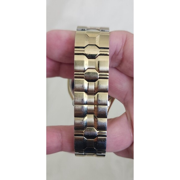 Citizen Eco-Drive Mens Watch Gold Tone E110-S008701 HSB - Picture 8 of 9